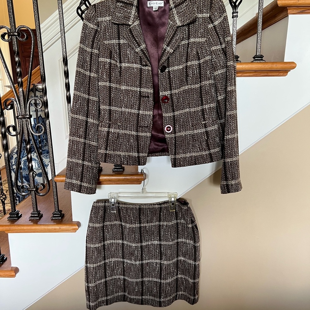 Bebe stylish Brown Plaid Blazer & Skirt Set Sz 8